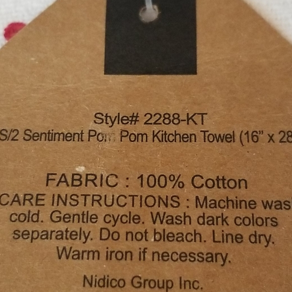 The kitchen....pom pom kitchen towel set - Picture 4 of 4